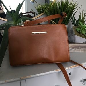 NWT Steve Madden Brown Crossbody Bag